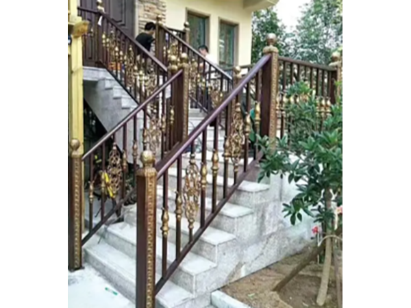 铁艺楼梯护栏