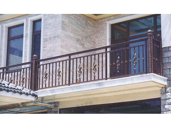 铝艺阳台护栏